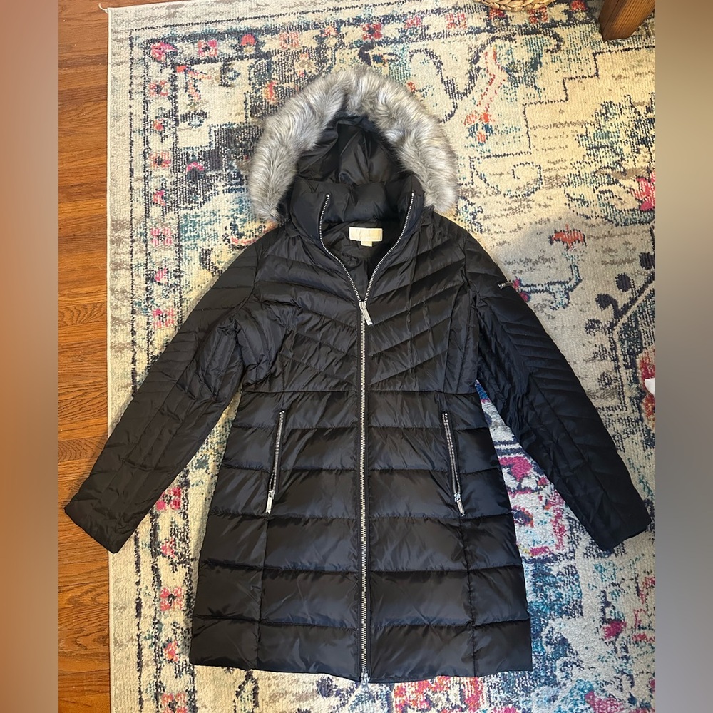 MICHAEL KORS Long Black Puffer Coat